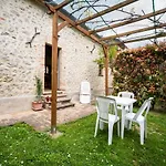 In Citta Di Castello With Pool Semesterbostad